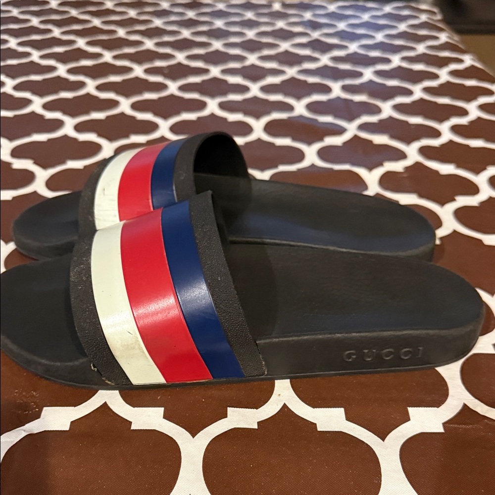 Gucci Men's Black Slides with Tricolor Stripes